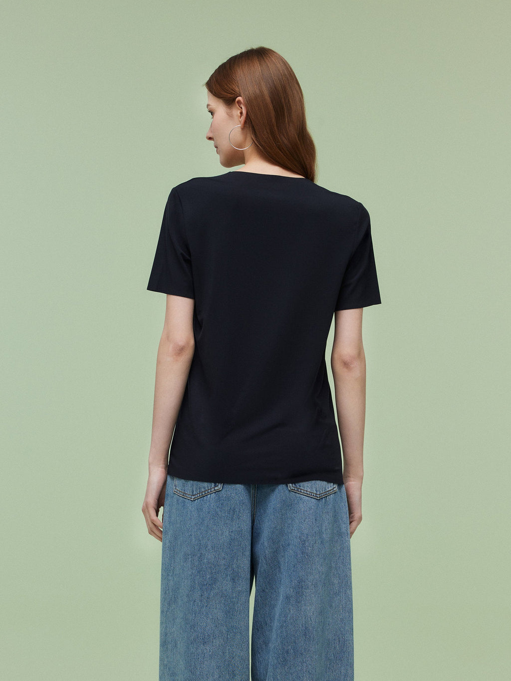 Two-pack (Black & White) Modal Round Neck Unisex T-Shirt